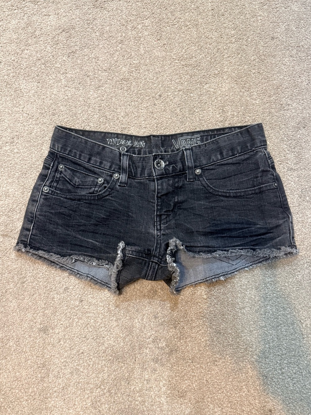 Vans Black Wash Vintage Mini Cut Off Low Rise Denim Shorts Size 0